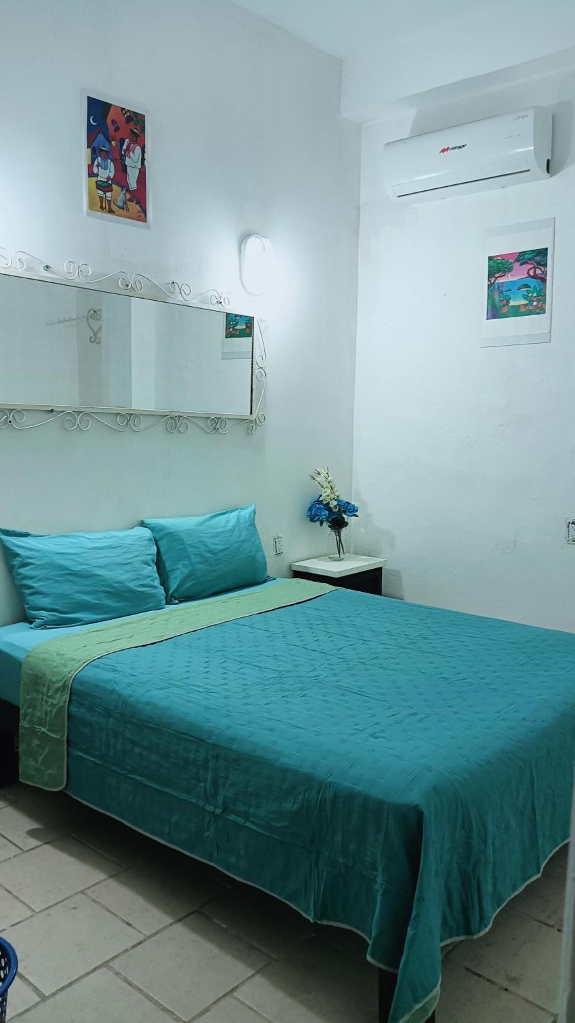 Bed and Breakfast Alexandross à Puerto Vallarta Extérieur photo